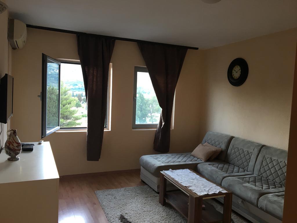 Mell Apartments Mostar Buitenkant foto