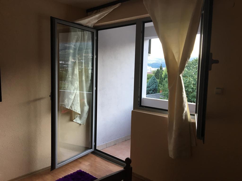 Mell Apartments Mostar Buitenkant foto