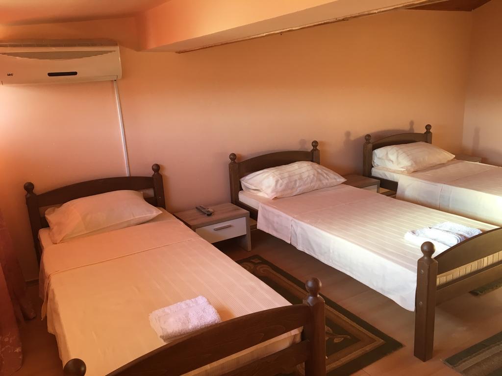 Mell Apartments Mostar Buitenkant foto