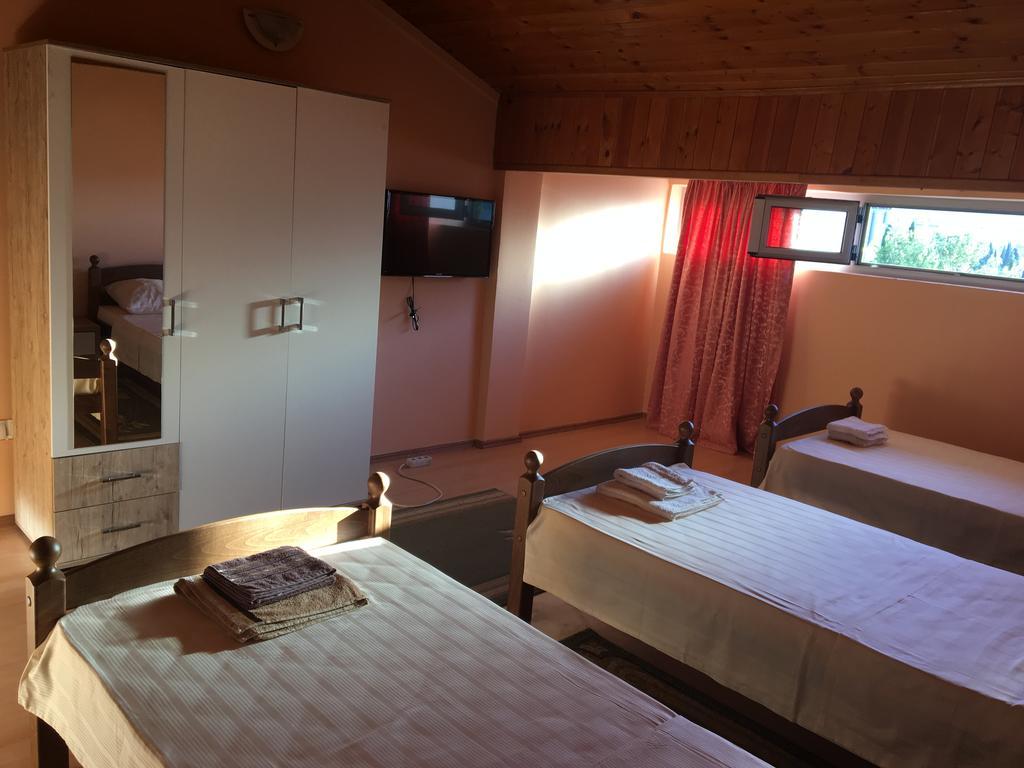 Mell Apartments Mostar Buitenkant foto