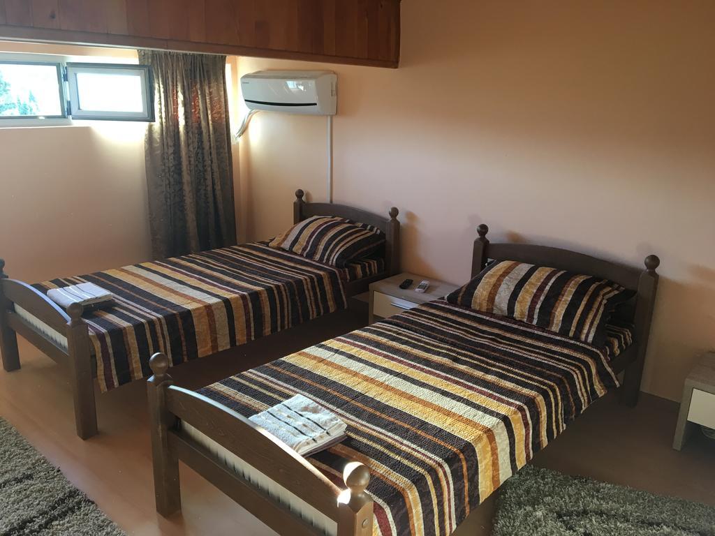 Mell Apartments Mostar Buitenkant foto