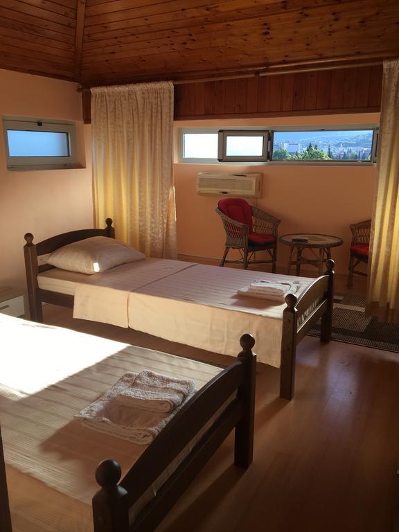 Mell Apartments Mostar Buitenkant foto