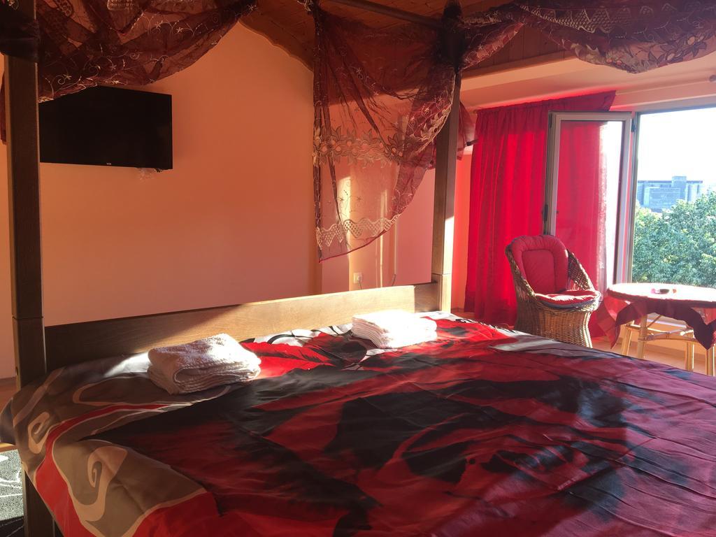 Mell Apartments Mostar Buitenkant foto