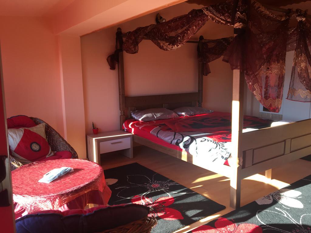 Mell Apartments Mostar Buitenkant foto