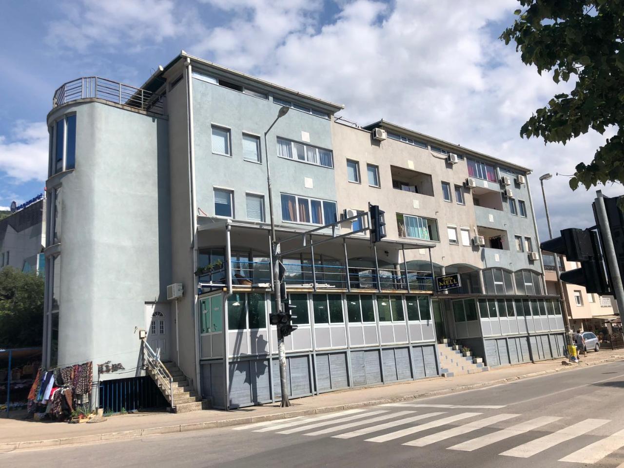 Mell Apartments Mostar Buitenkant foto